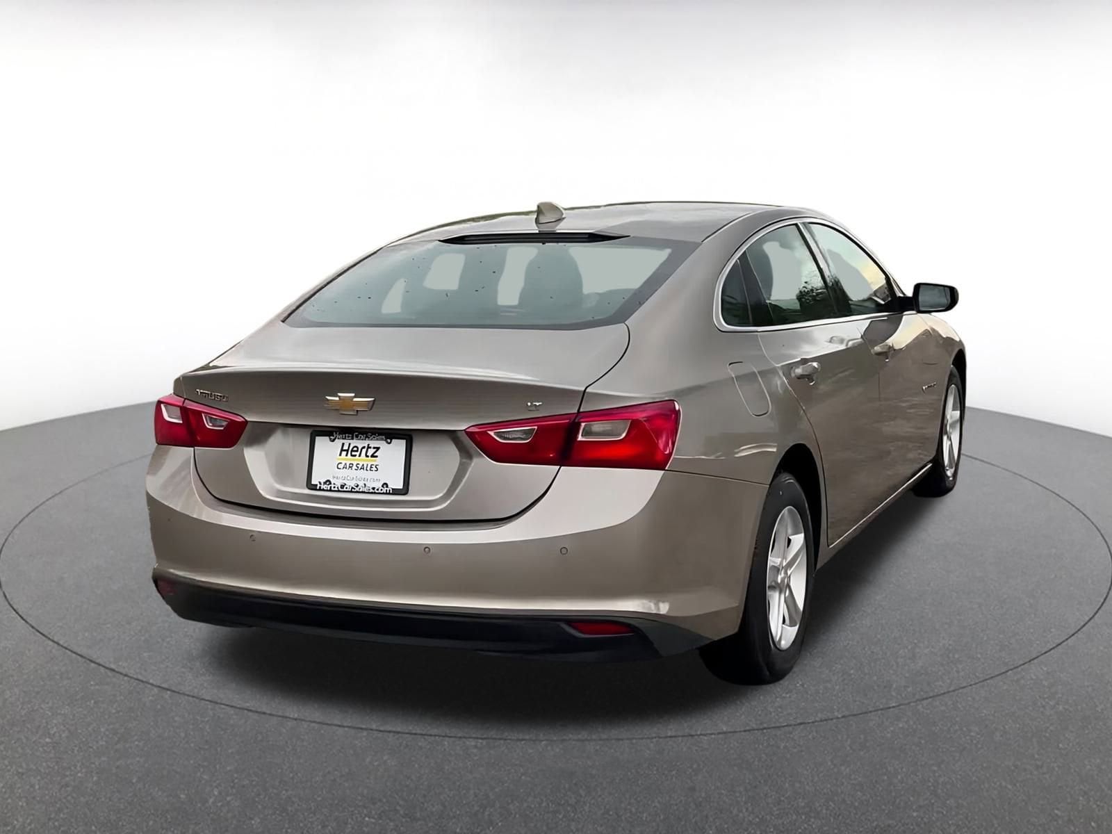 Thumbnail: 2024 Chevrolet Malibu - 13