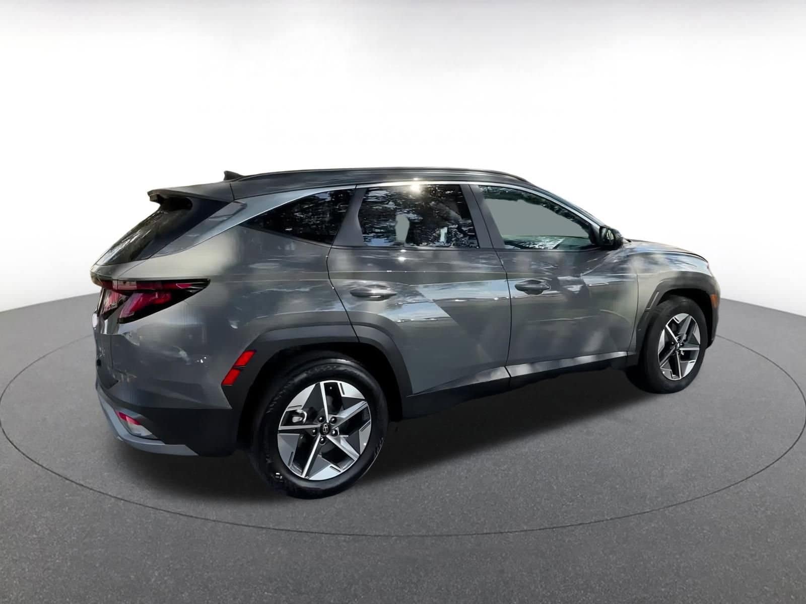 Thumbnail: 2025 Hyundai Tucson - 15