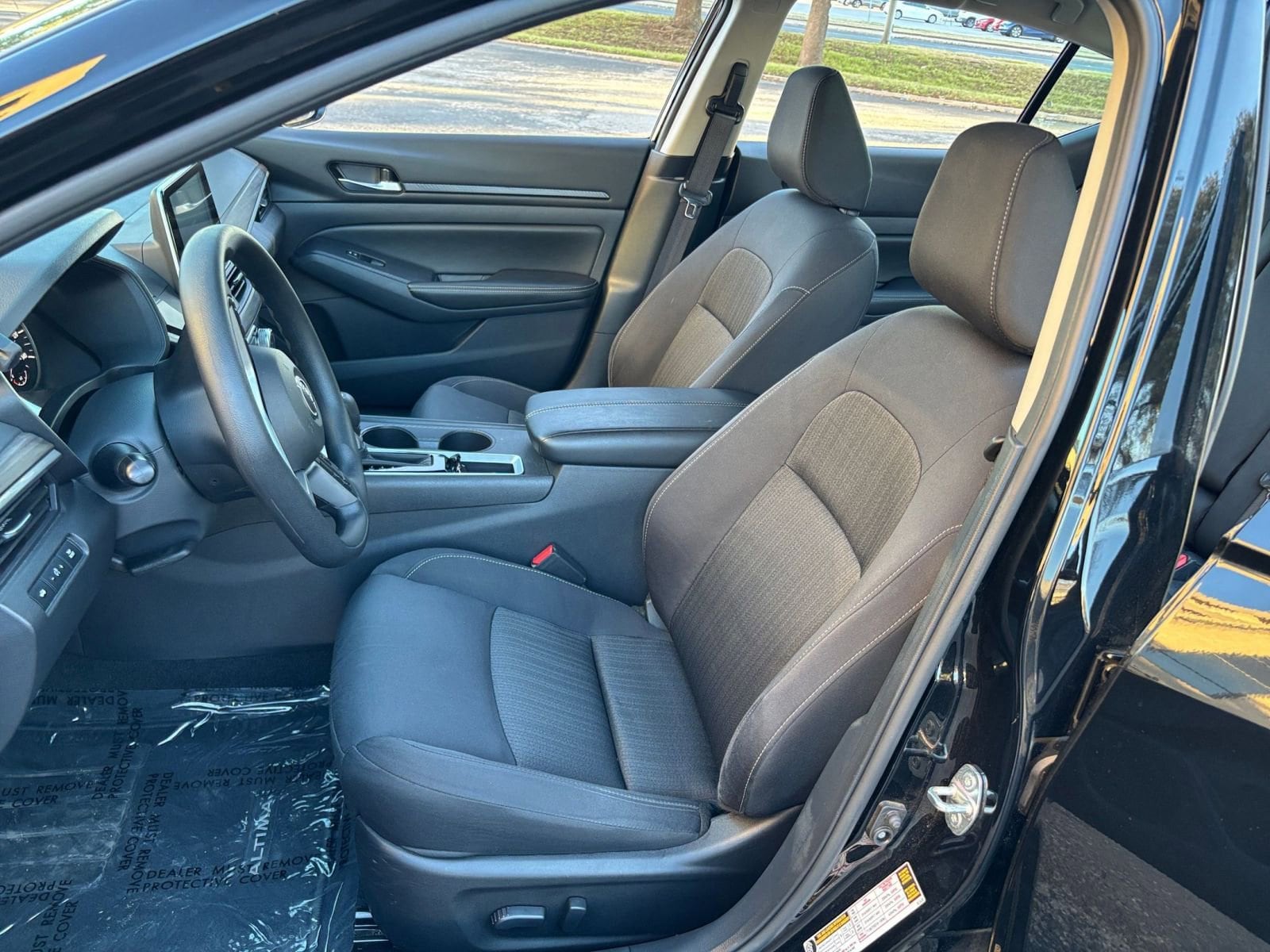 Thumbnail: 2025 Nissan Altima - 31