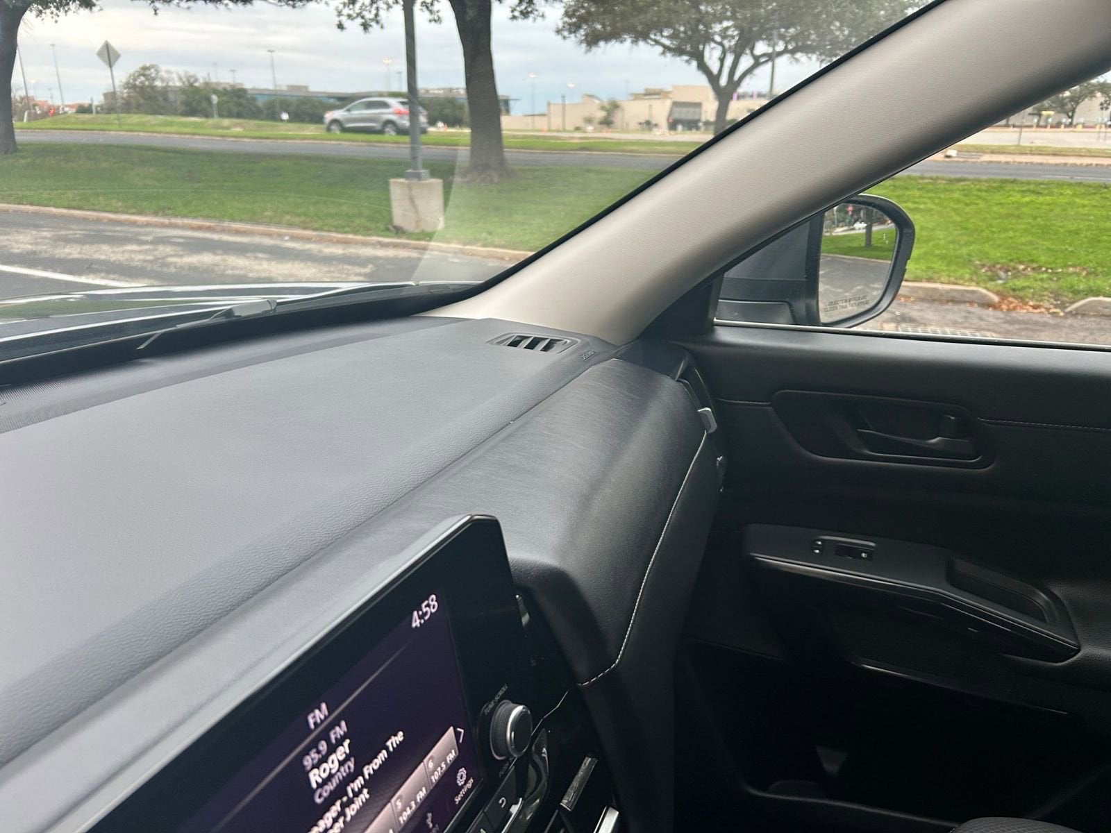 Thumbnail: 2025 Nissan Pathfinder - 35