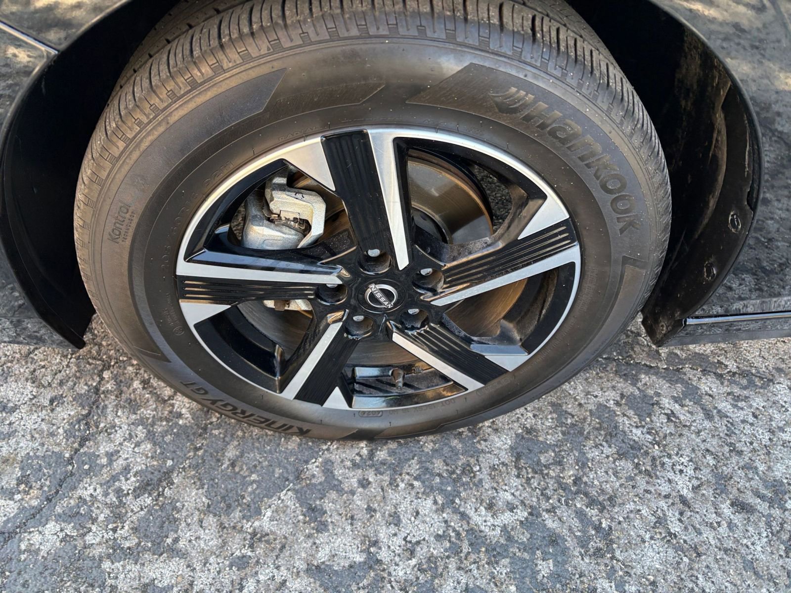 Thumbnail: 2025 Nissan Sentra - 25