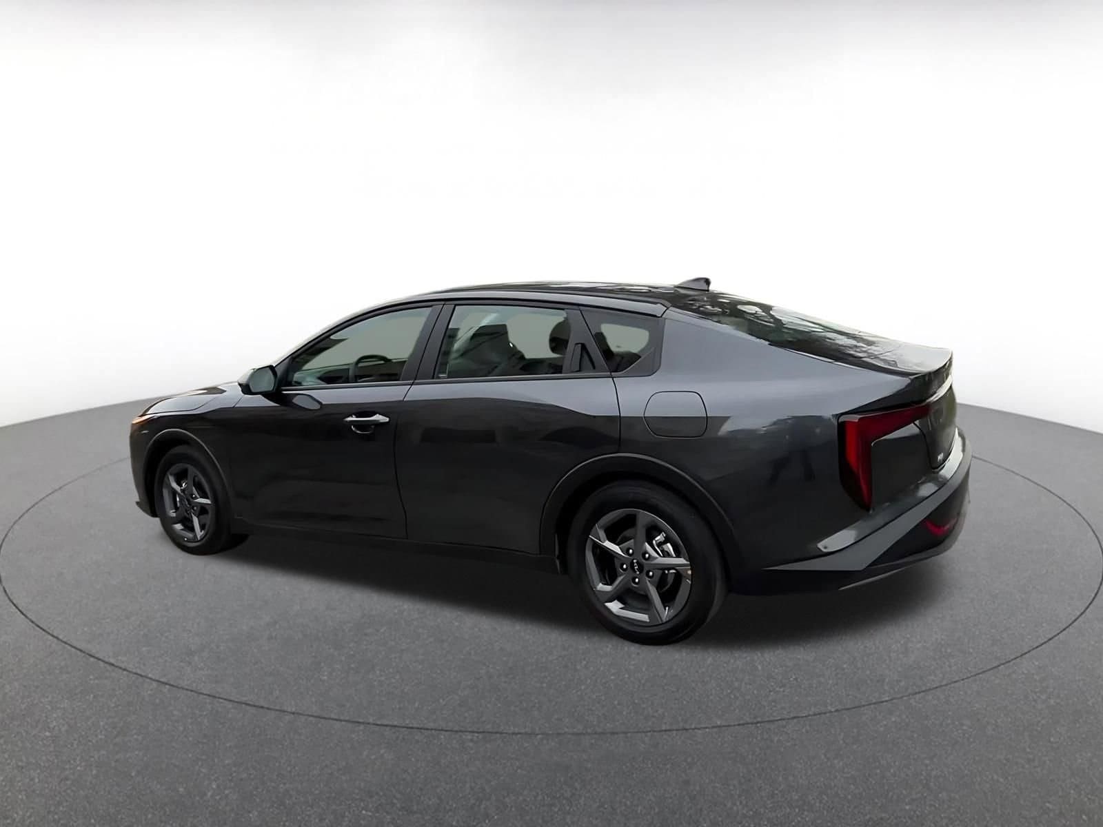 Thumbnail: 2025 Kia K4 - 10