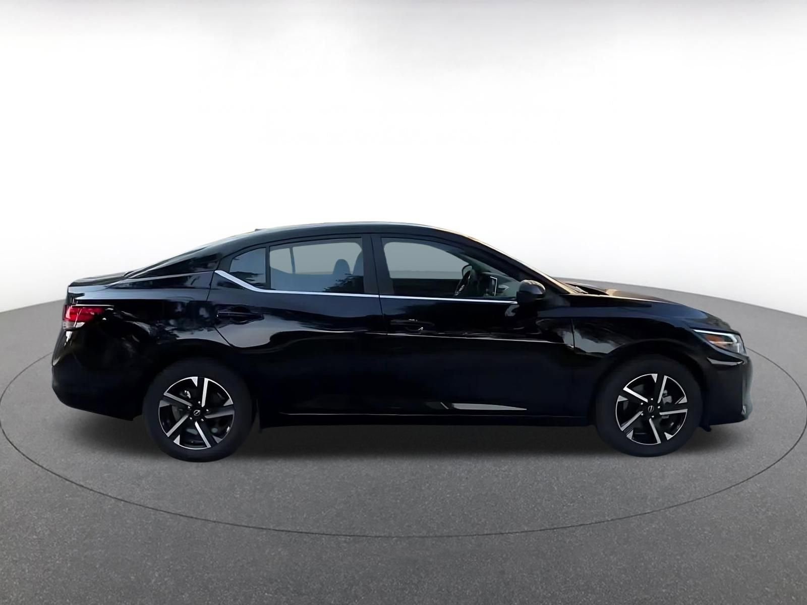 Thumbnail: 2025 Nissan Sentra - 15