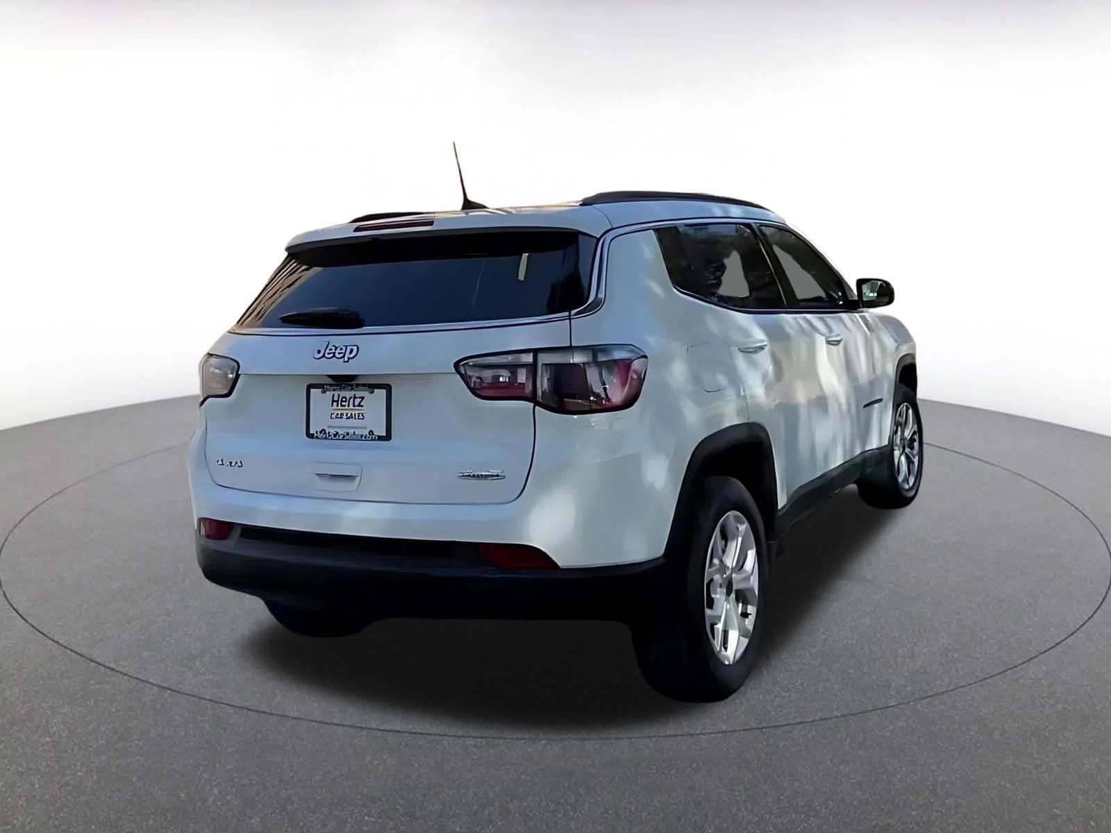 Thumbnail: 2025 Jeep Compass - 13