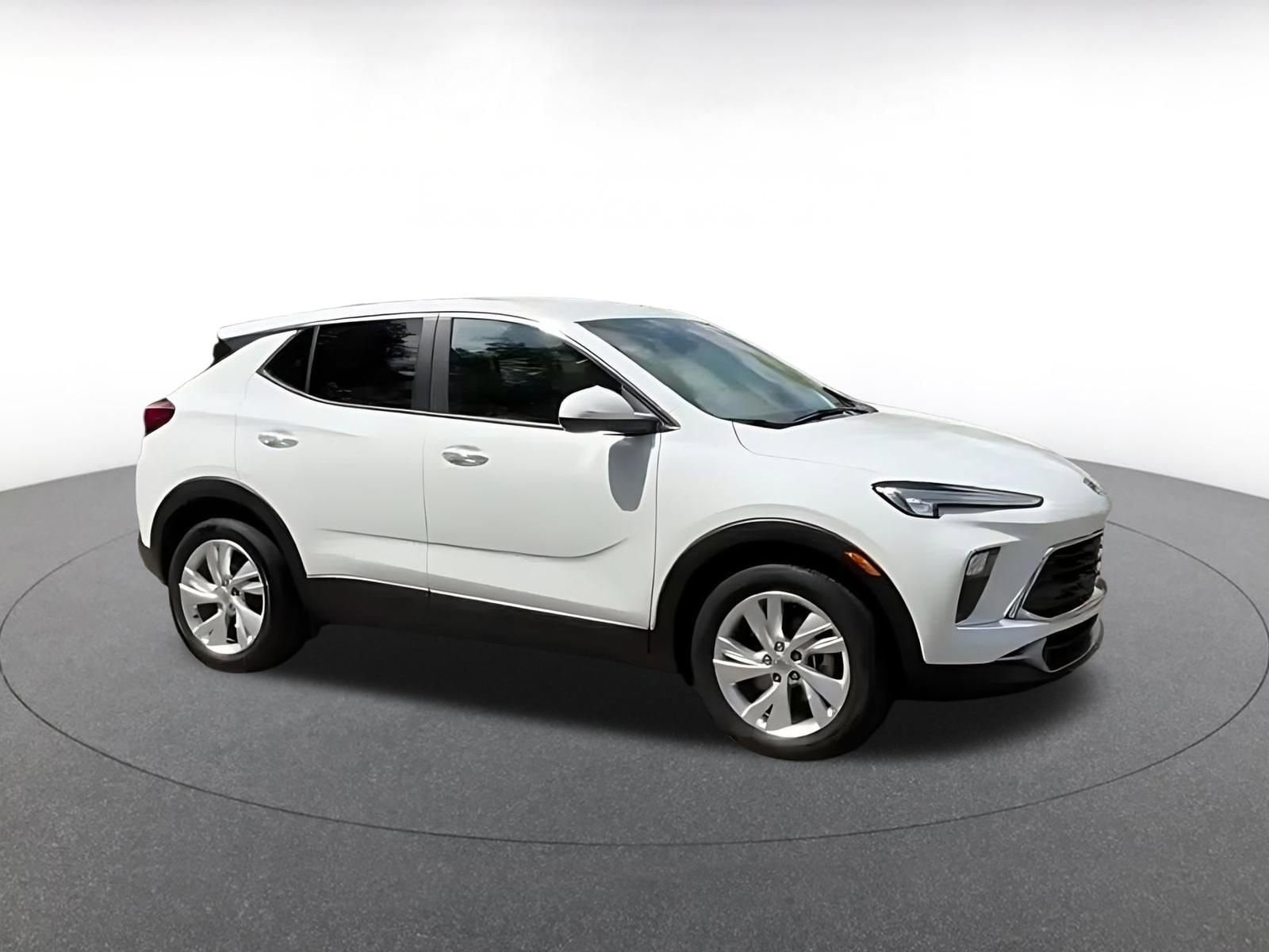 Thumbnail: 2025 Buick Encore GX - 2