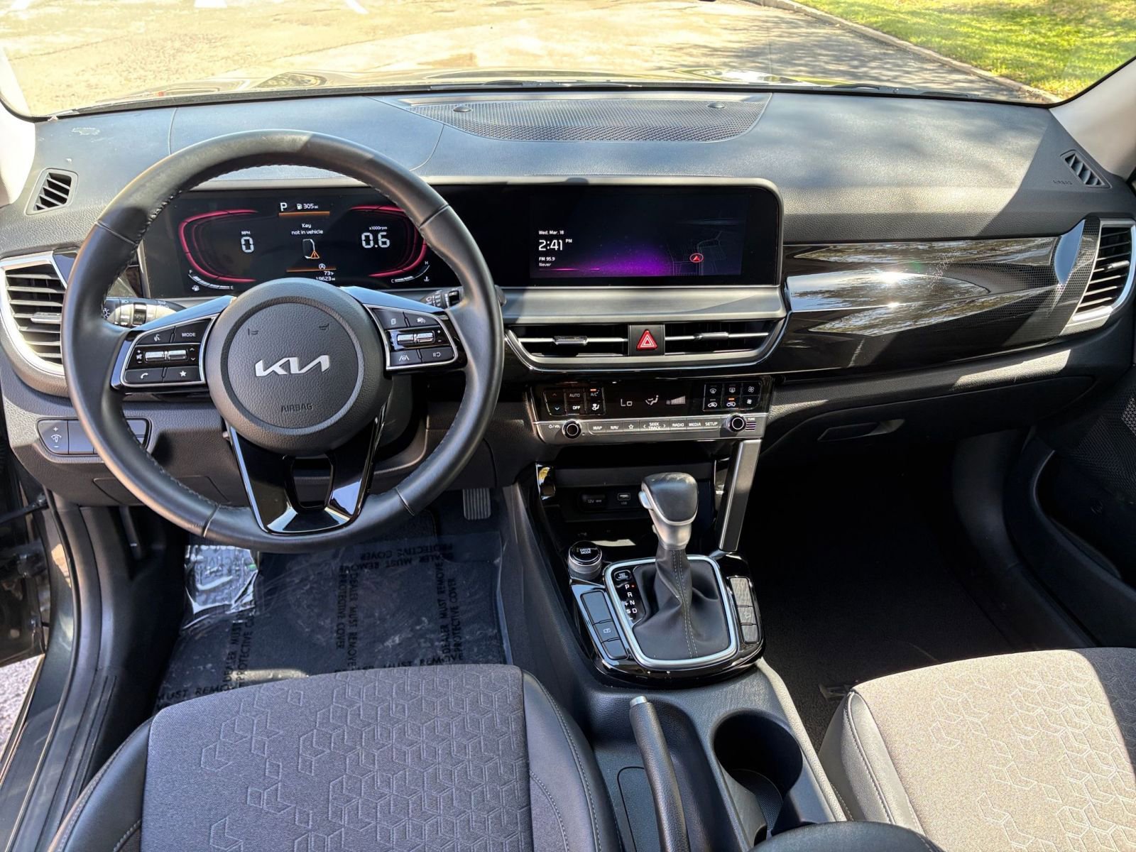 Thumbnail: 2025 Kia Seltos - 28