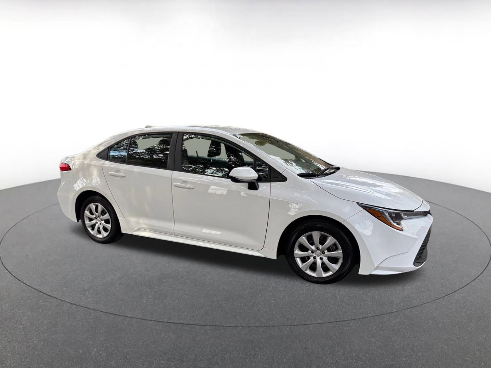 Thumbnail: 2024 Toyota Corolla - 1