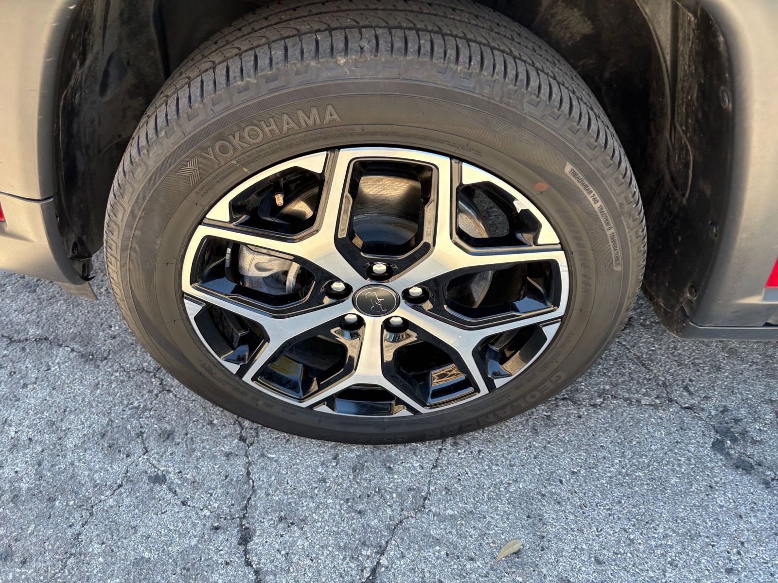 Thumbnail: 2025 Jeep Compass - 25