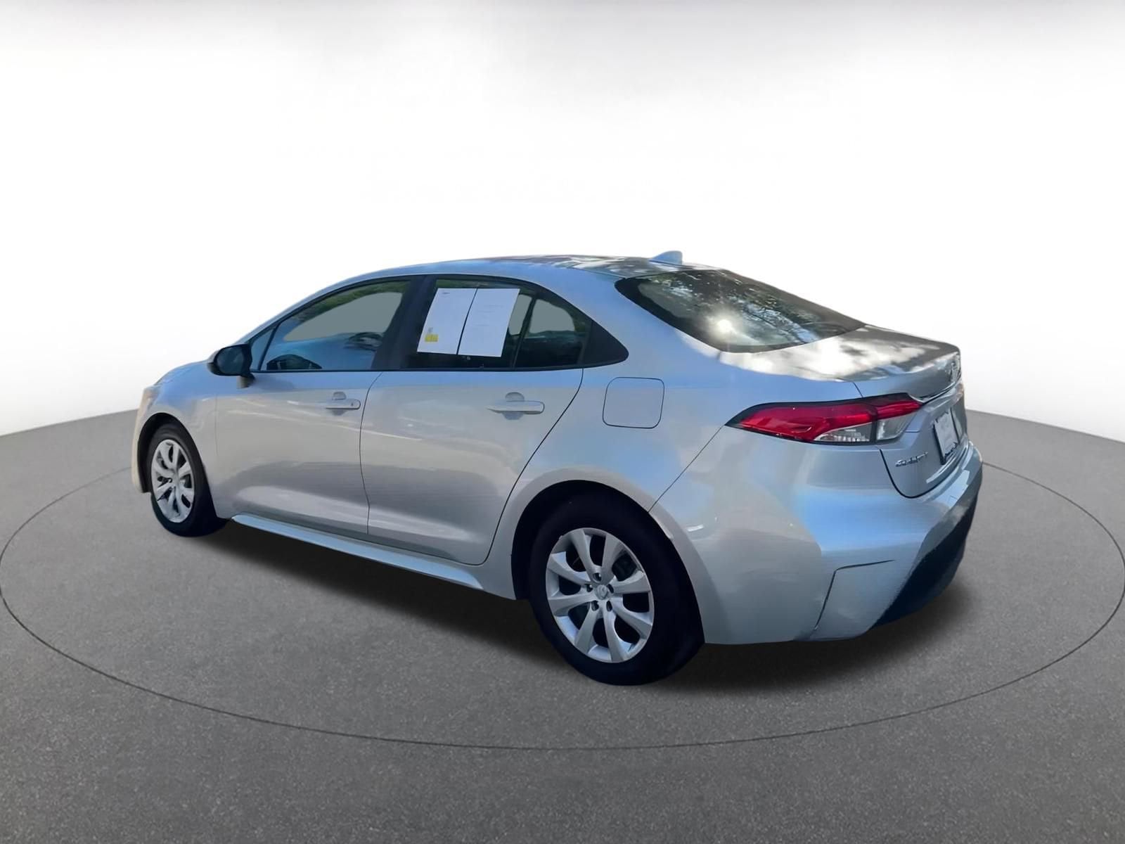 Thumbnail: 2025 Toyota Corolla - 8