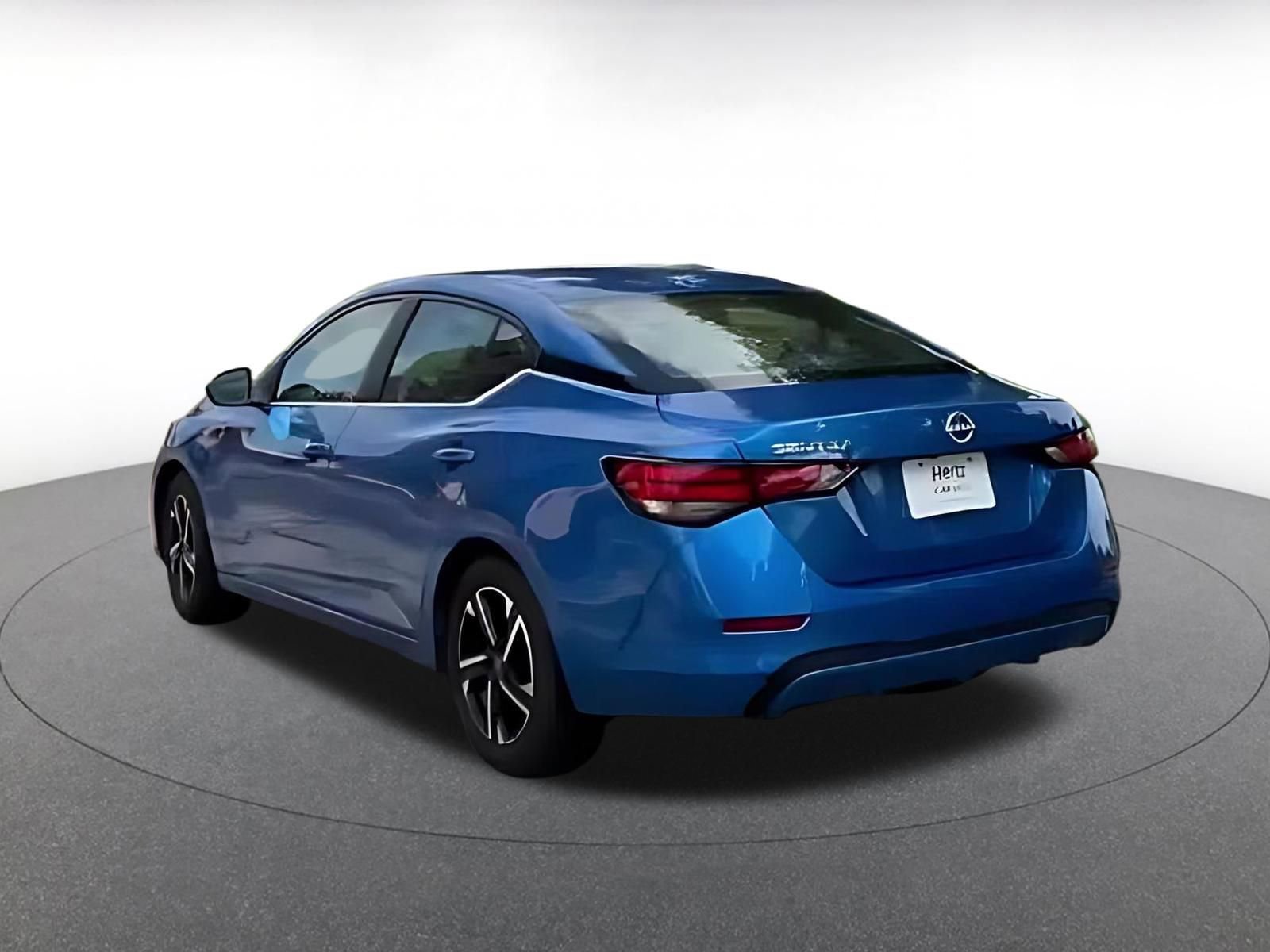 Thumbnail: 2025 Nissan Sentra - 11