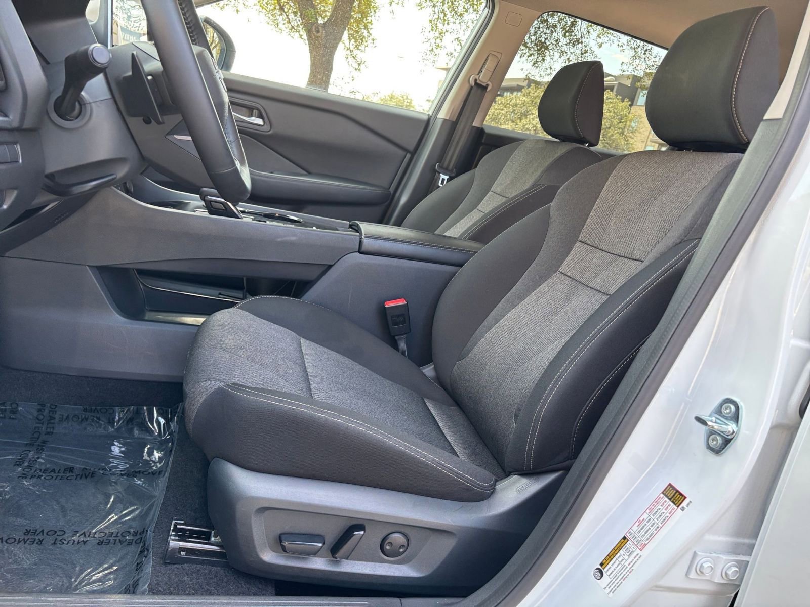 Thumbnail: 2025 Nissan Rogue - 22