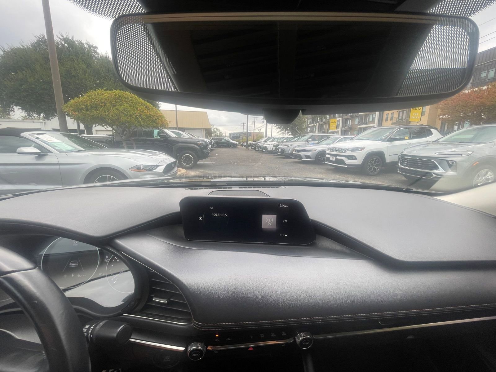 Thumbnail: 2025 Mazda Mazda3 - 32