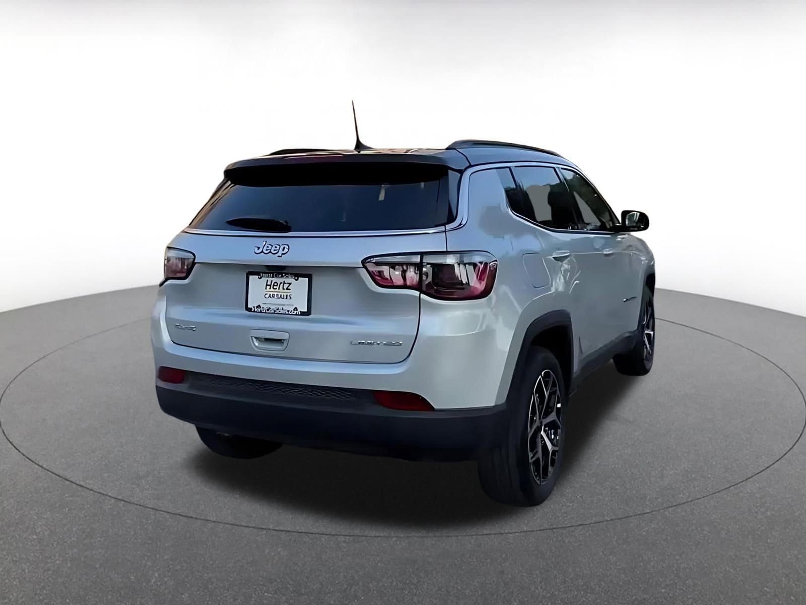 Thumbnail: 2025 Jeep Compass - 13