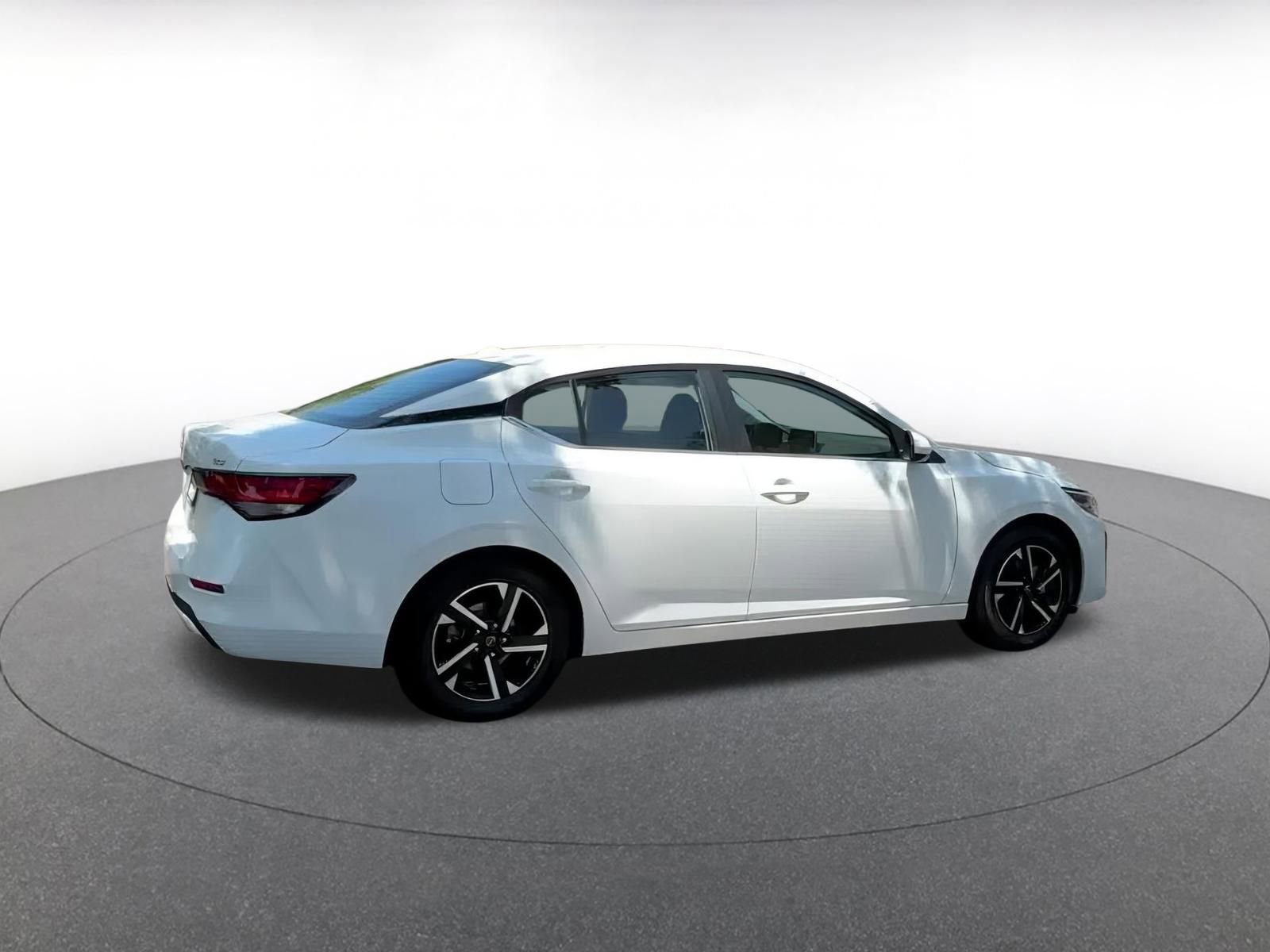 Thumbnail: 2024 Nissan Sentra - 13