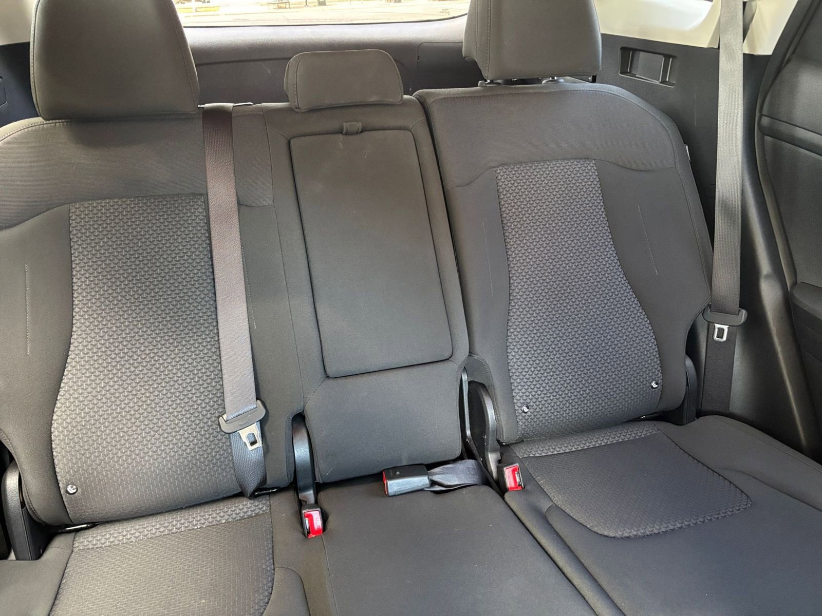 Thumbnail: 2025 Kia Sportage - 32