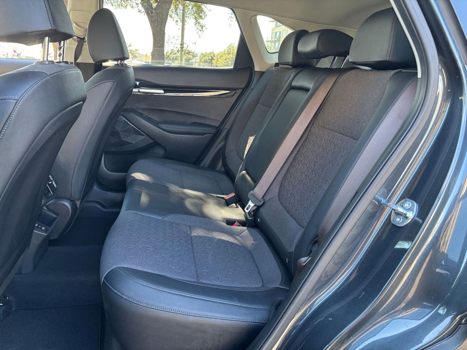 Thumbnail: 2025 Kia Seltos - 21