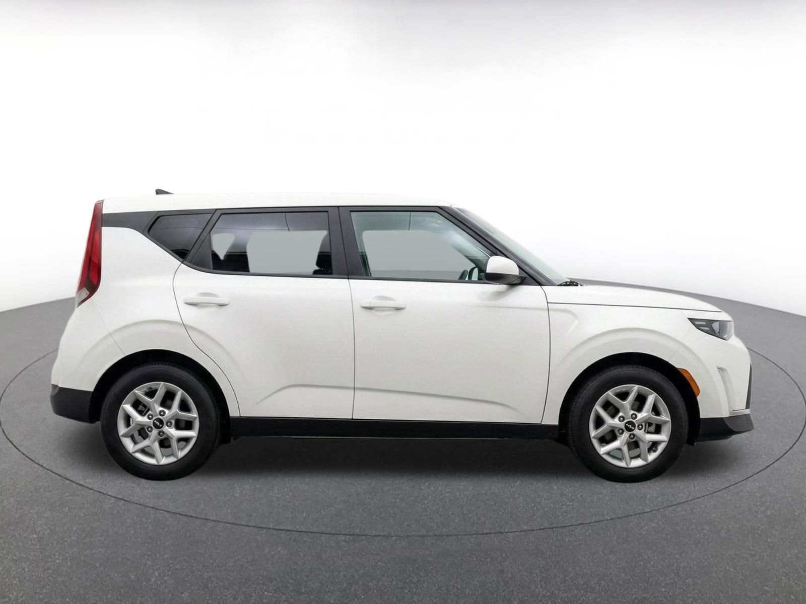 Thumbnail: 2025 Kia Soul - 13