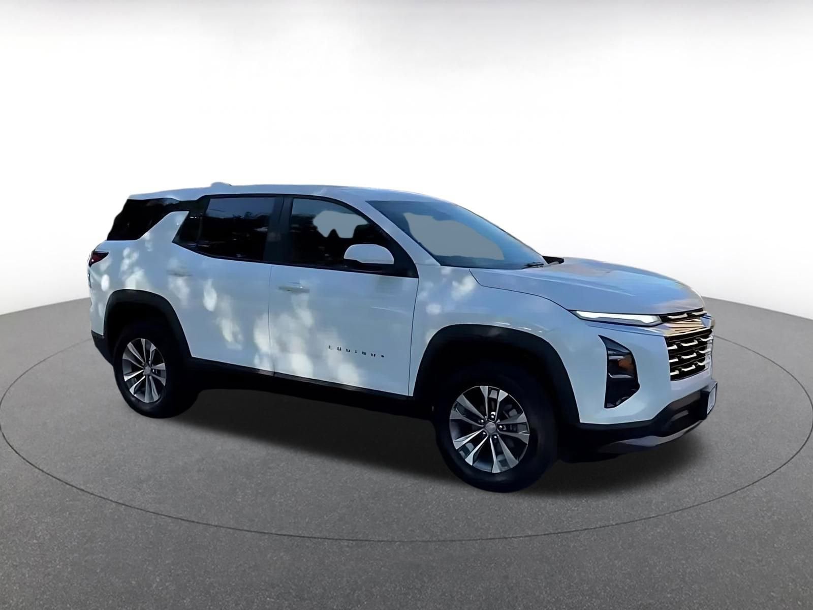 Thumbnail: 2025 Chevrolet Equinox - 2