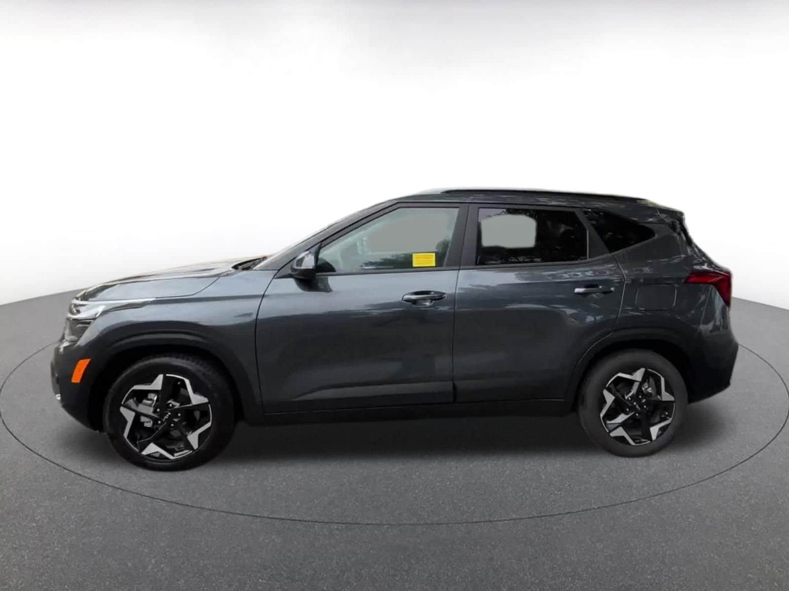 Thumbnail: 2025 Kia Seltos - 8