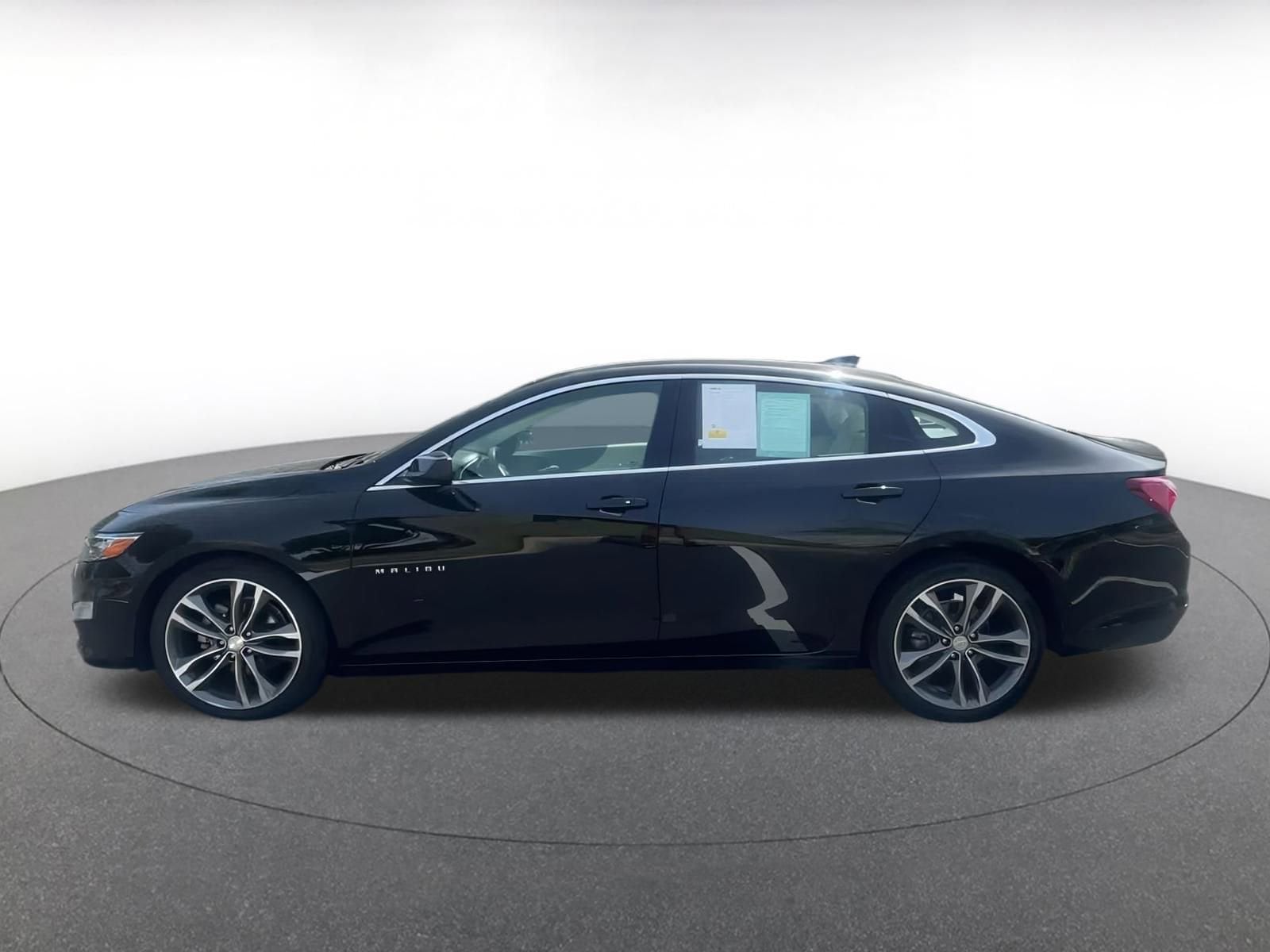 Thumbnail: 2024 Chevrolet Malibu - 6