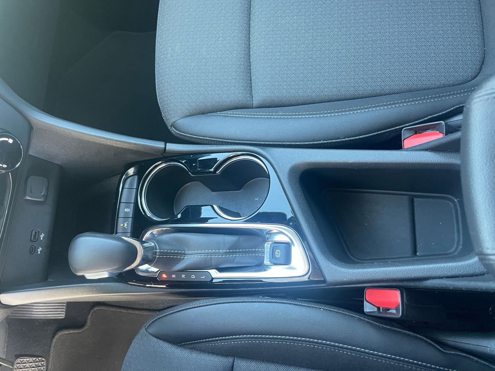 Thumbnail: 2025 Buick Encore GX - 35