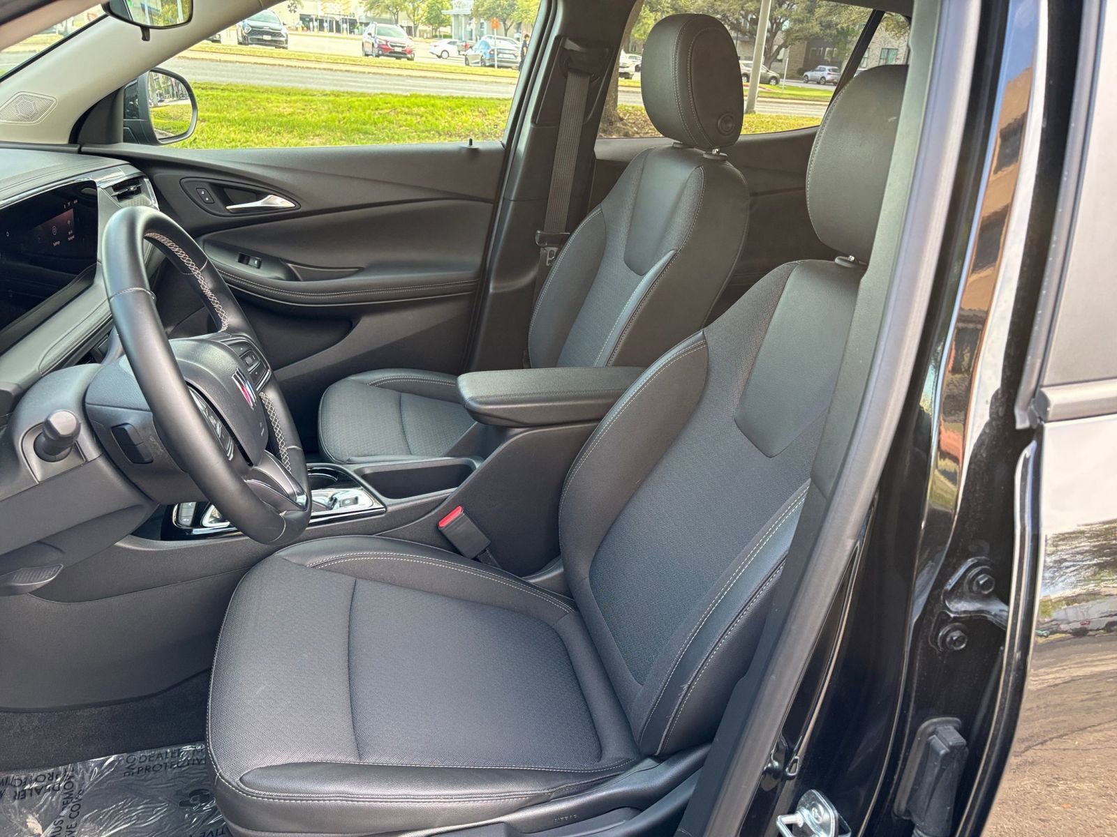 Thumbnail: 2025 Buick Encore GX - 31