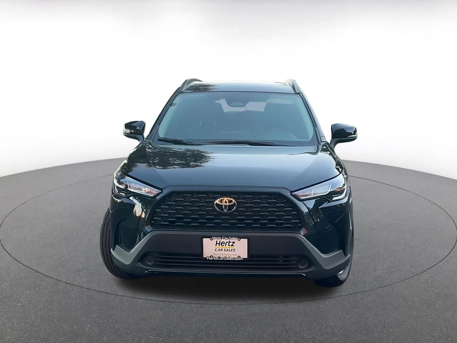 Thumbnail: 2025 Toyota Corolla Cross - 2