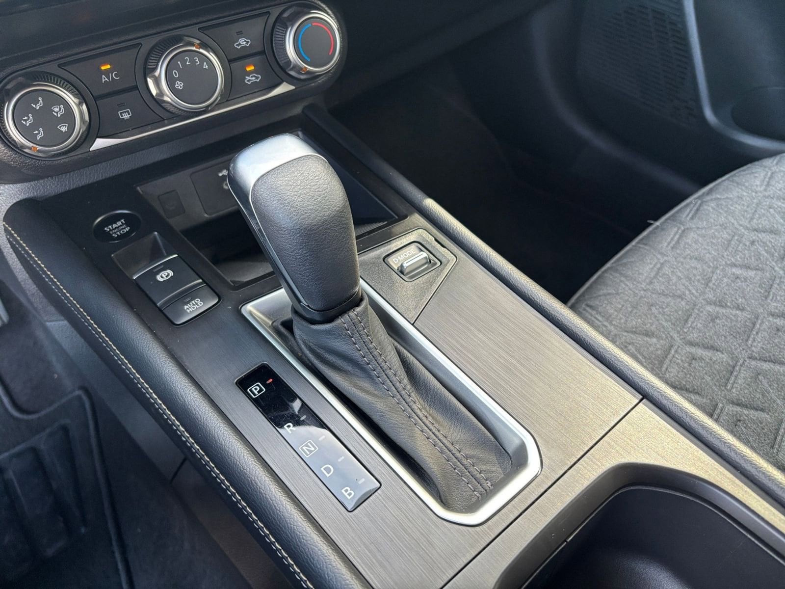 Thumbnail: 2025 Nissan Kicks - 35