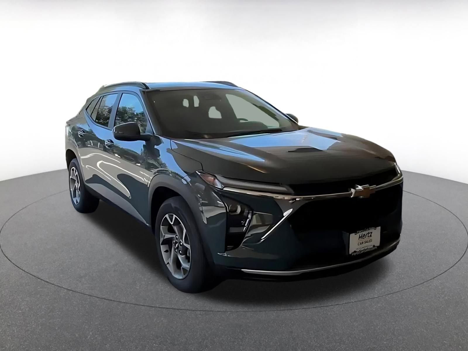 Thumbnail: 2025 Chevrolet Trax - 3