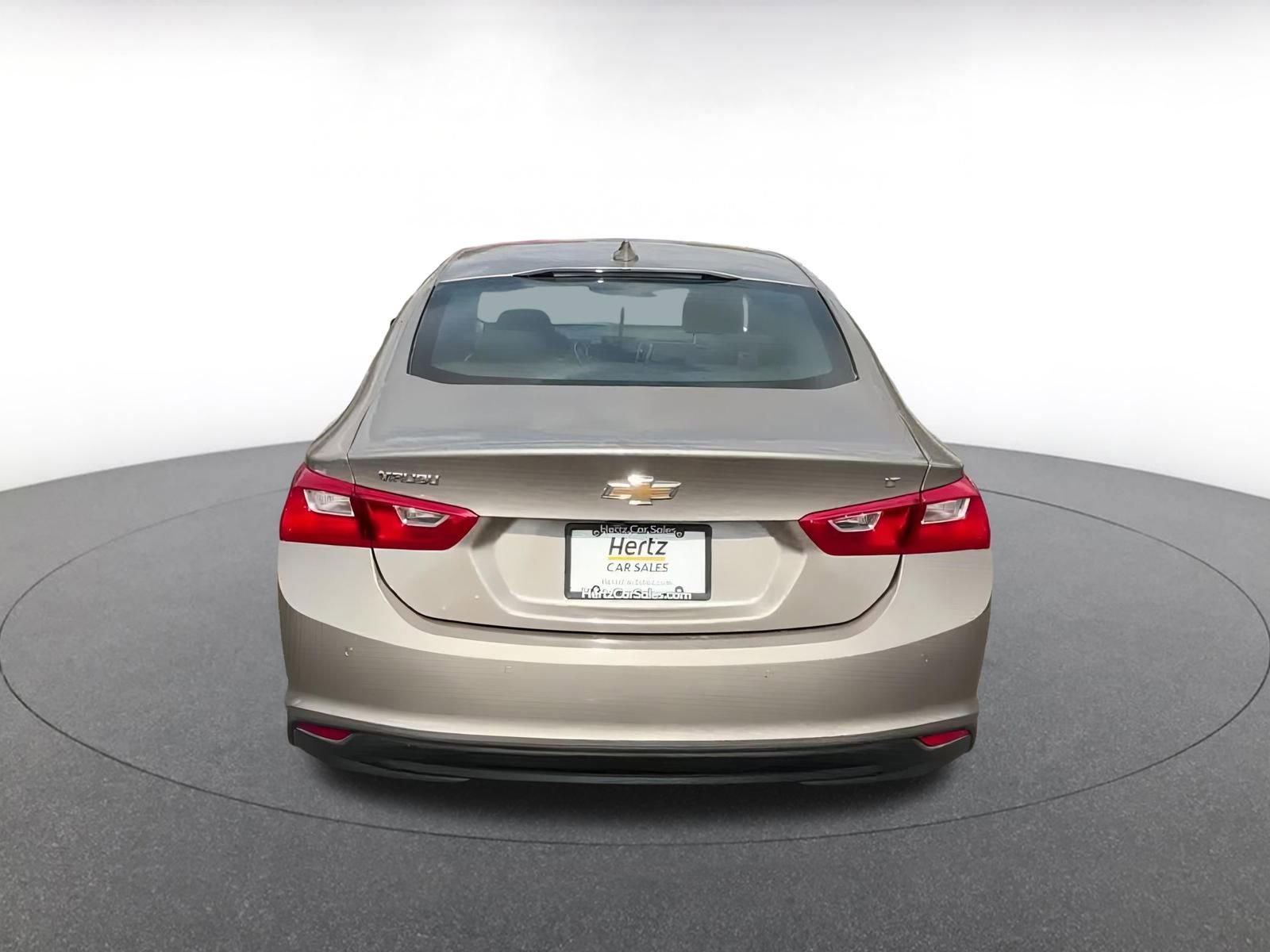 Thumbnail: 2024 Chevrolet Malibu - 12