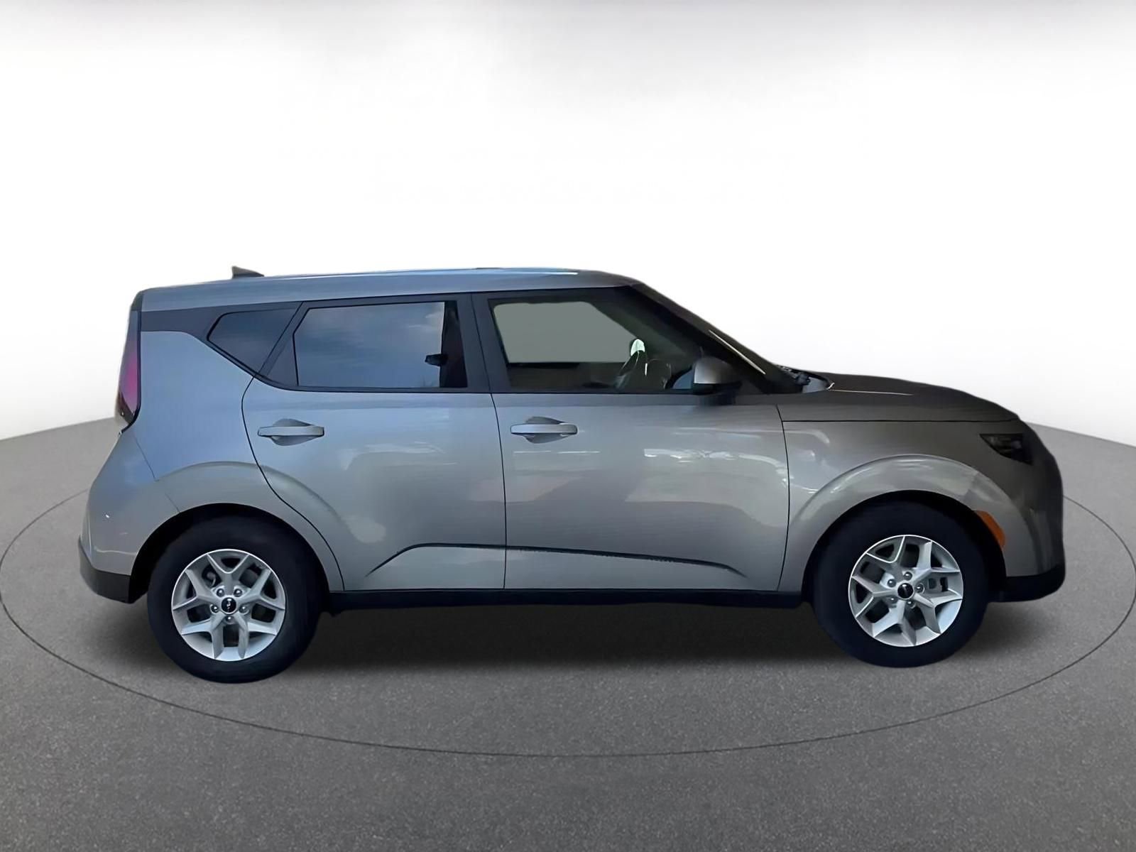 Thumbnail: 2025 Kia Soul - 15