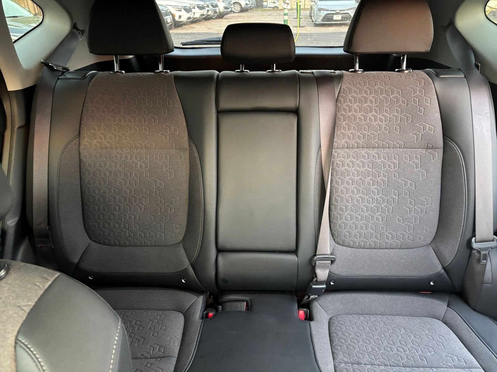 Thumbnail: 2025 Kia Seltos - 32