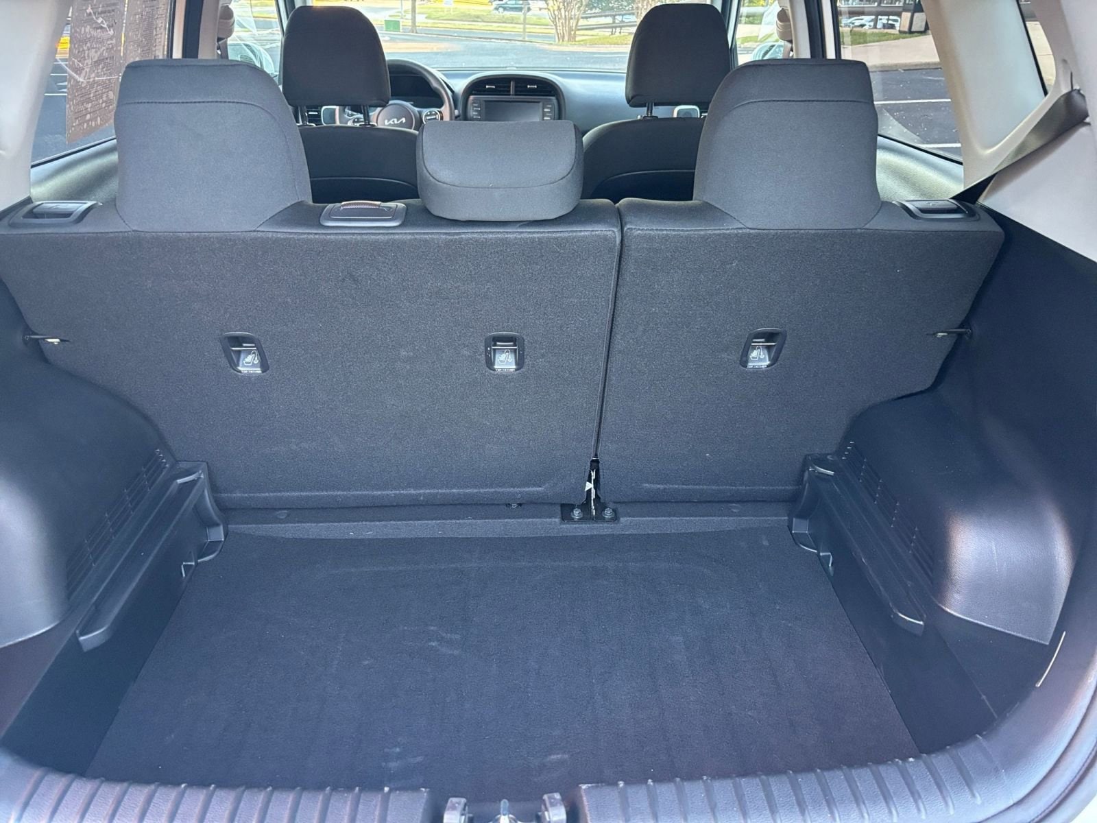 Thumbnail: 2025 Kia Soul - 25