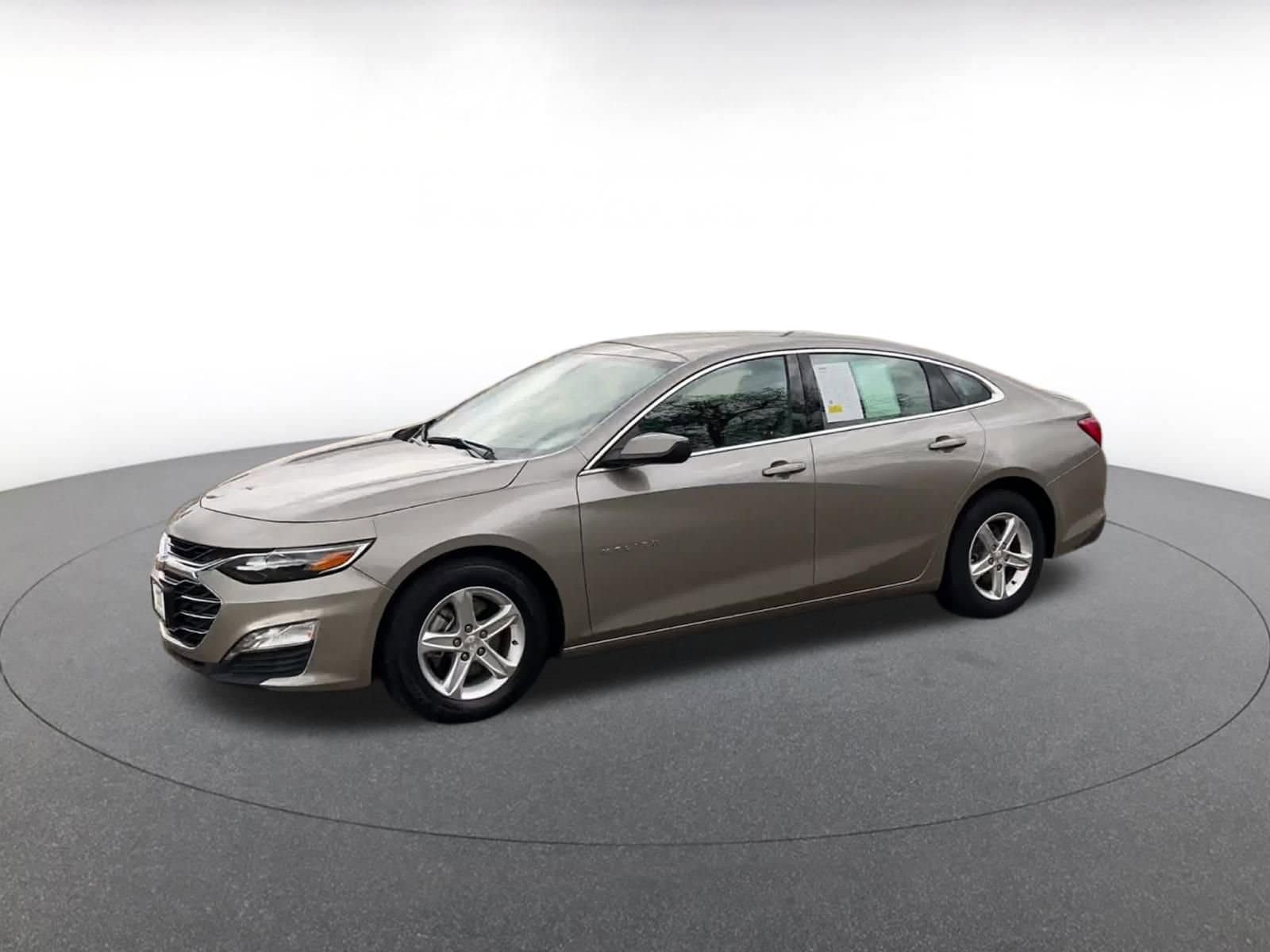 Thumbnail: 2024 Chevrolet Malibu - 7