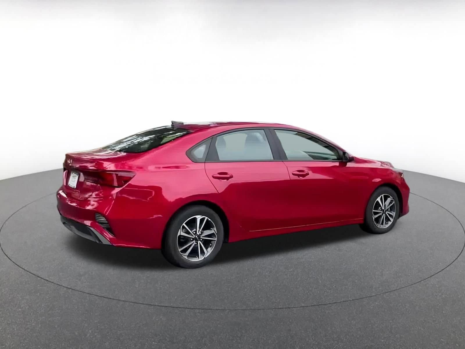 Thumbnail: 2023 Kia Forte - 13