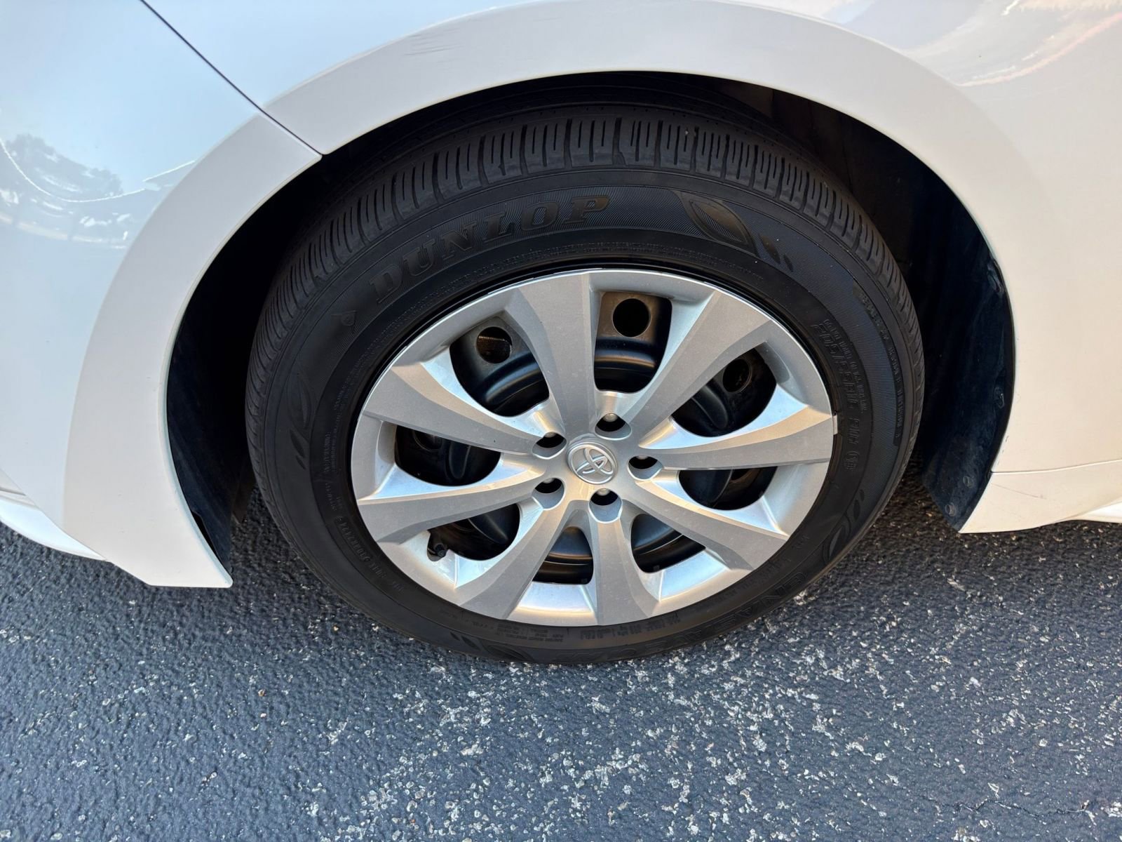 Thumbnail: 2025 Toyota Corolla - 23