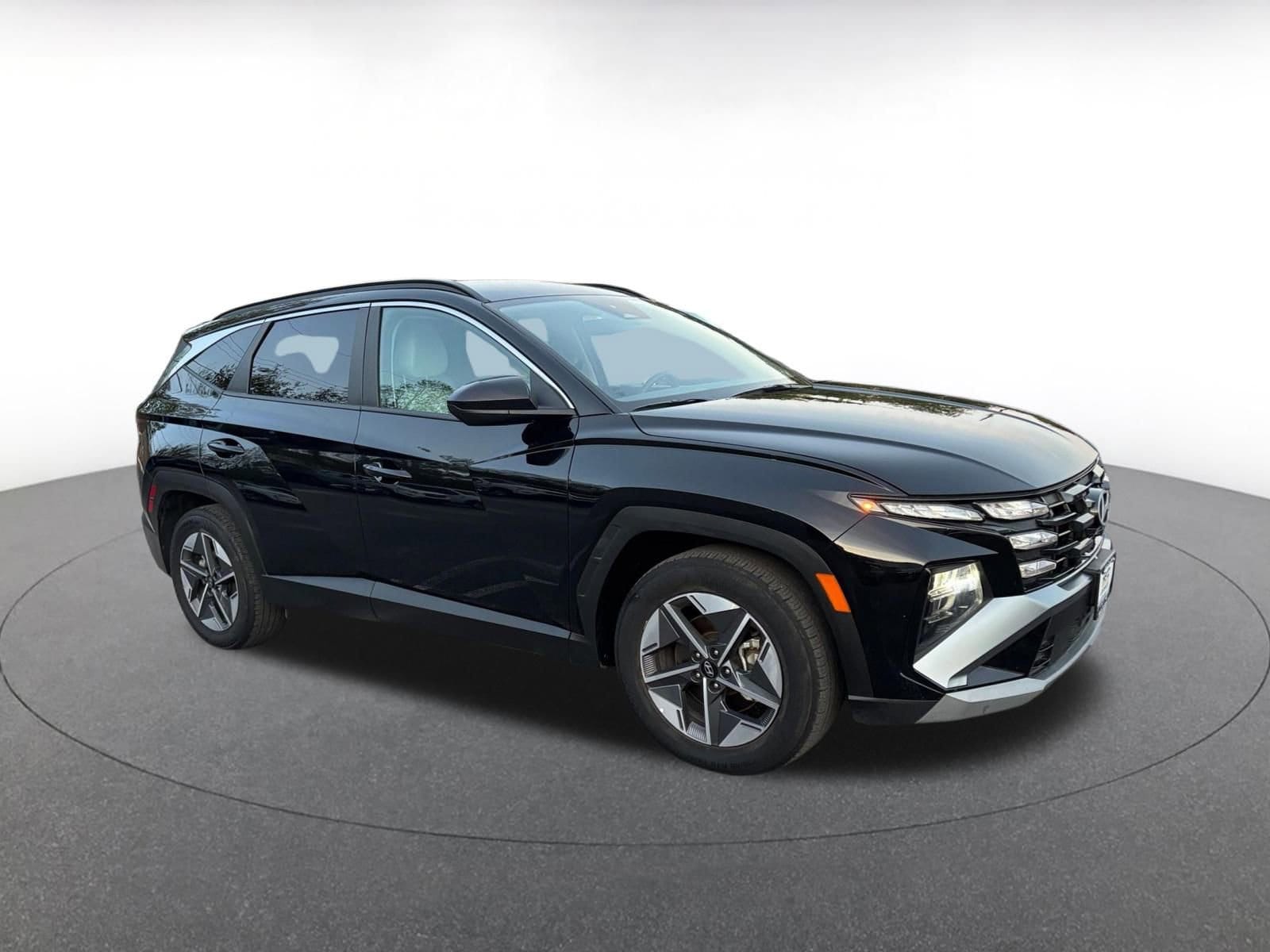 Thumbnail: 2025 Hyundai Tucson - 1