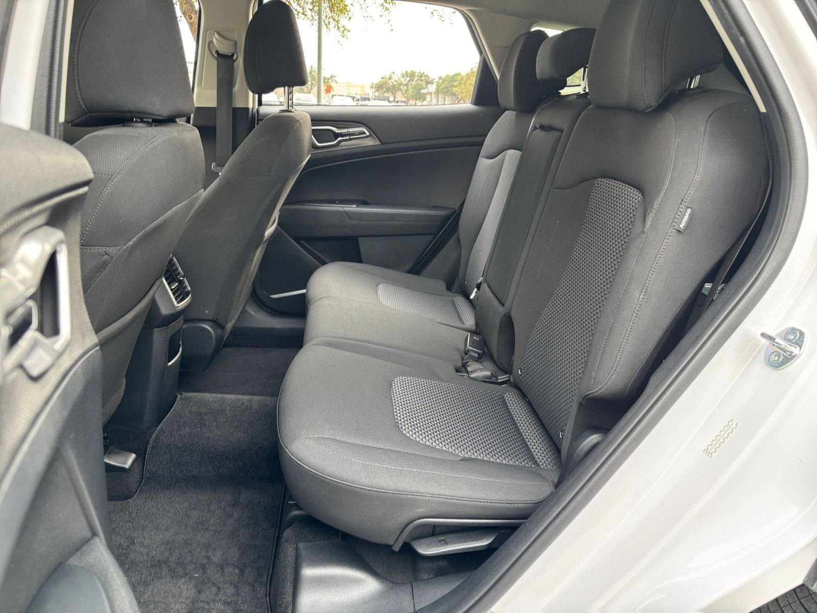 Thumbnail: 2025 Kia Sportage - 21