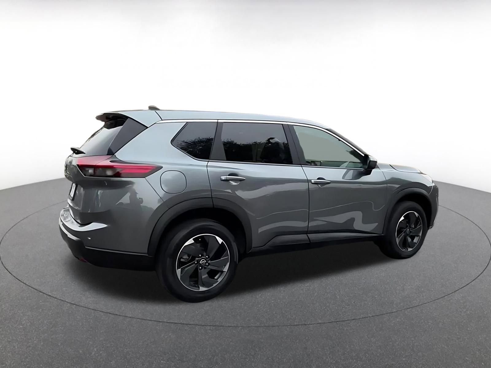 Thumbnail: 2025 Nissan Rogue - 15