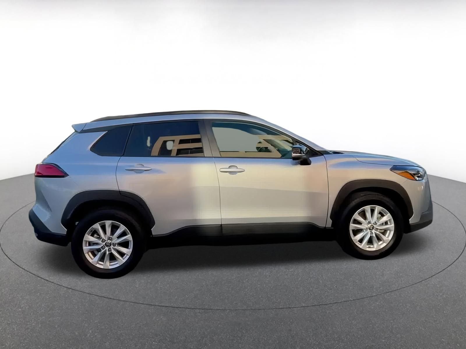 Thumbnail: 2025 Toyota Corolla Cross - 16