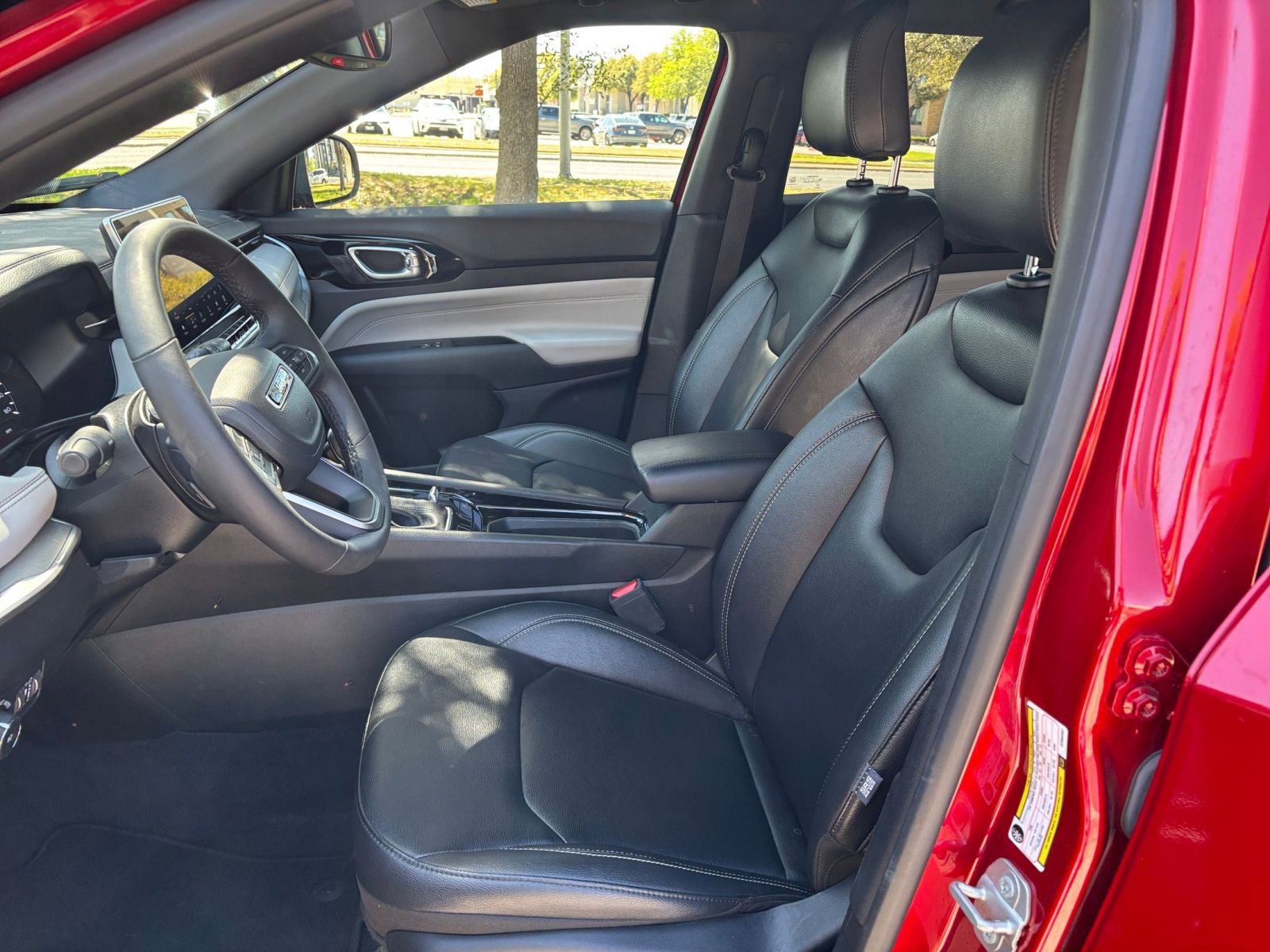 Thumbnail: 2025 Jeep Compass - 31