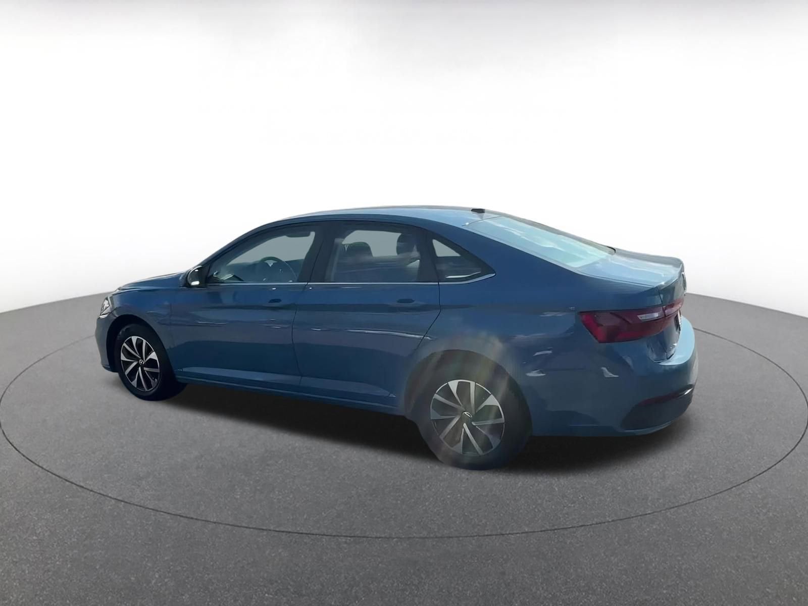 Thumbnail: 2025 Volkswagen Jetta - 10