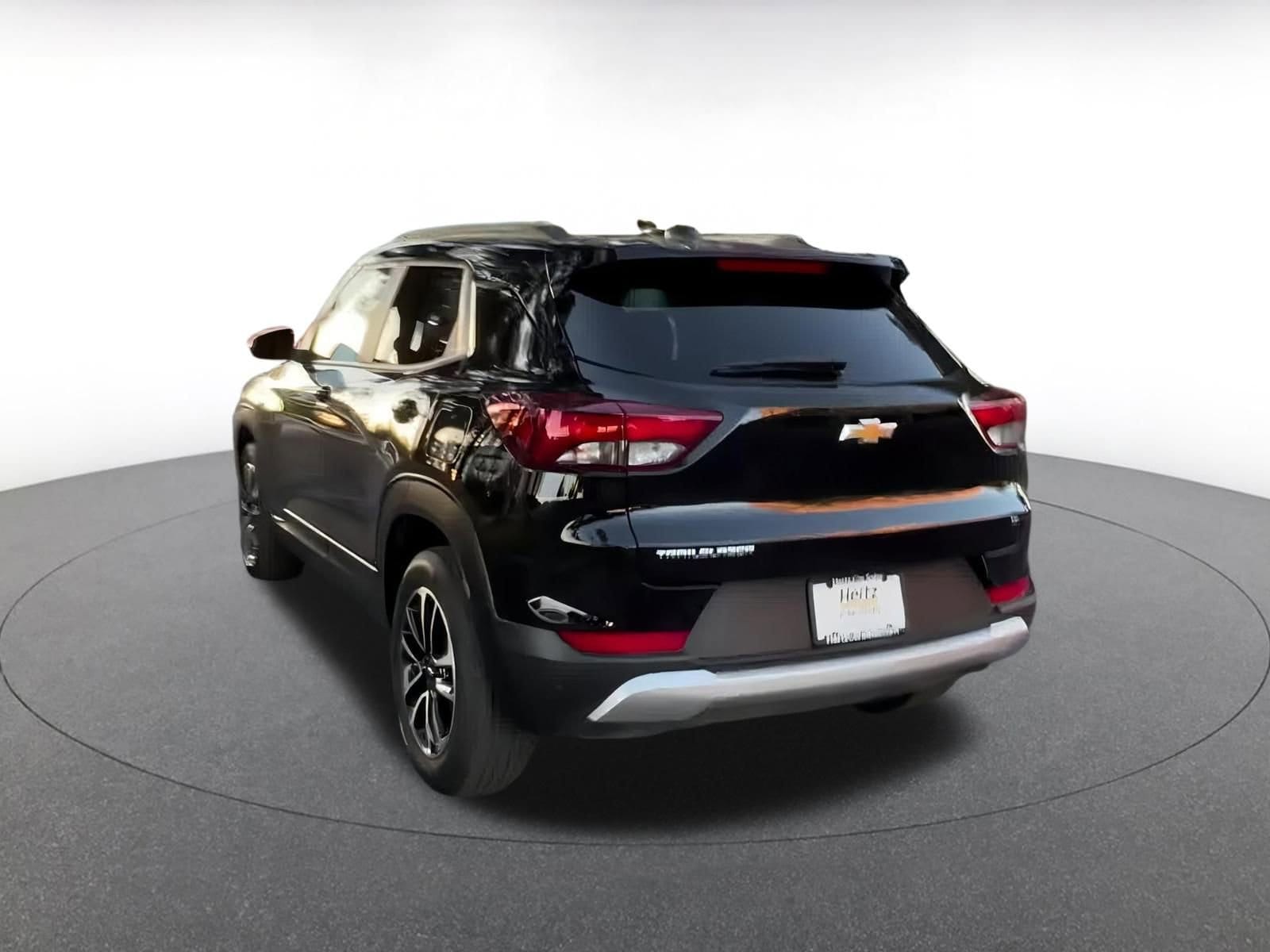 Thumbnail: 2025 Chevrolet TrailBlazer - 11