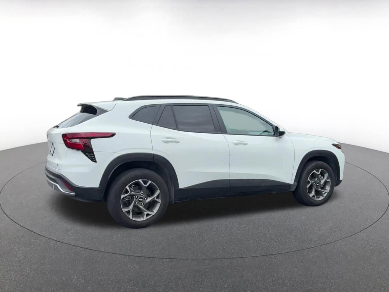 Thumbnail: 2025 Chevrolet Trax - 13