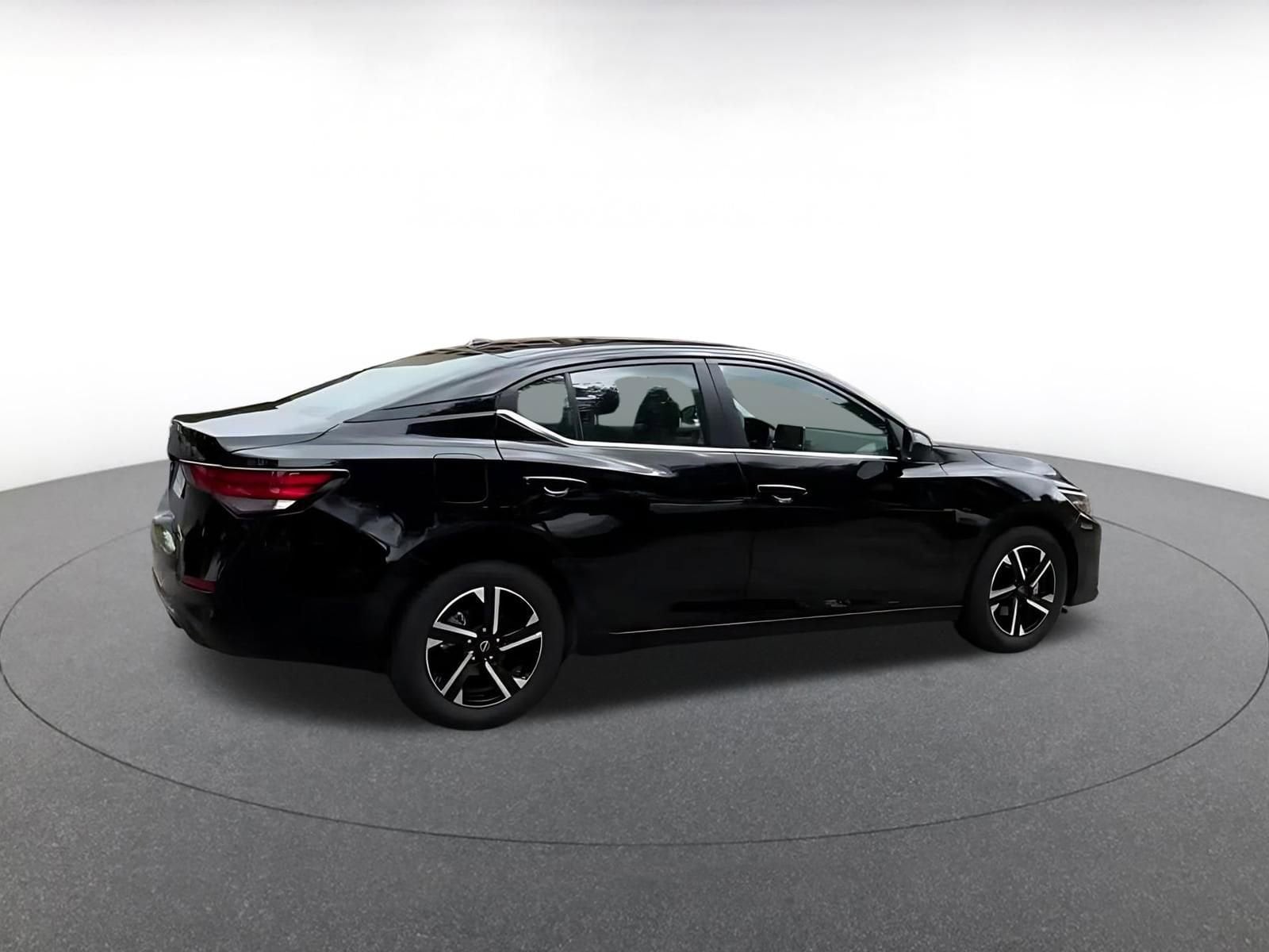 Thumbnail: 2025 Nissan Sentra - 15