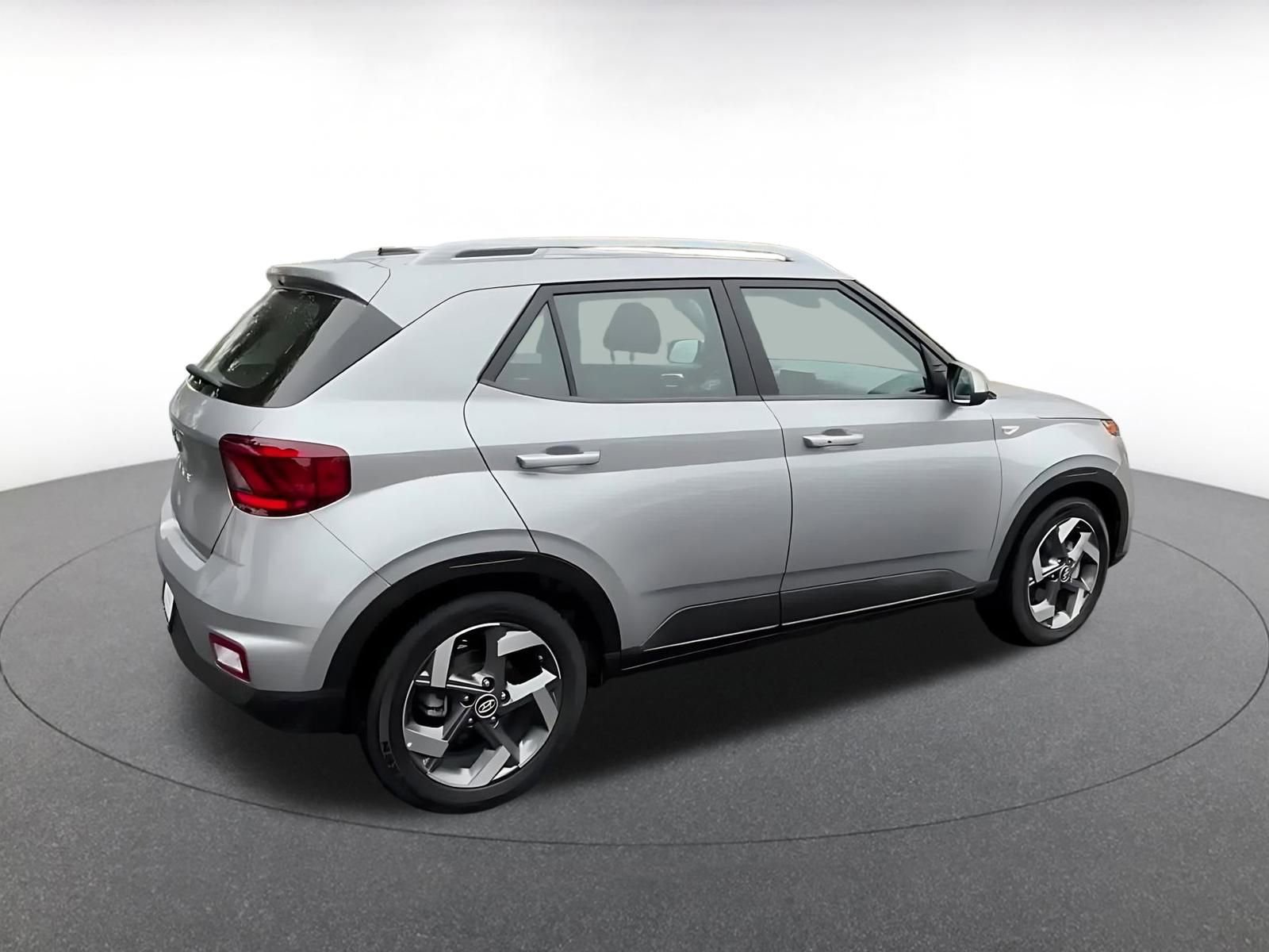 Thumbnail: 2025 Hyundai Venue - 15