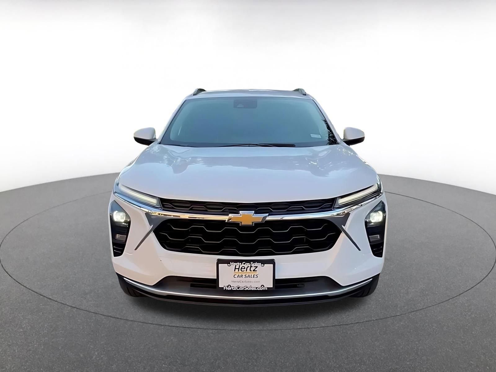 Thumbnail: 2025 Chevrolet Trax - 5