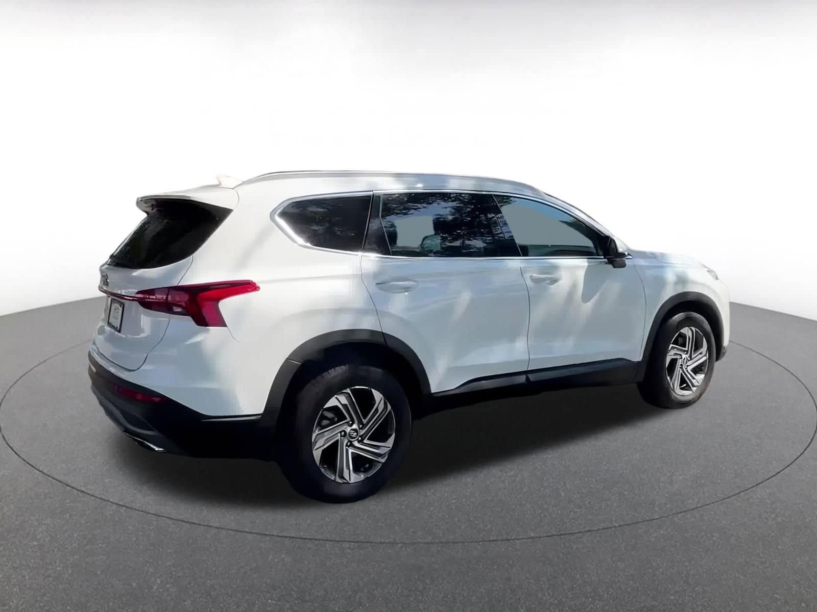 Thumbnail: 2023 Hyundai Santa Fe - 13