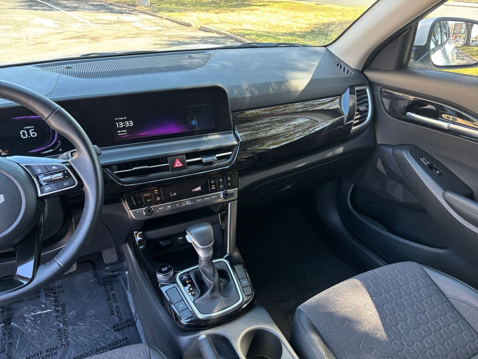 Thumbnail: 2025 Kia Seltos - 30