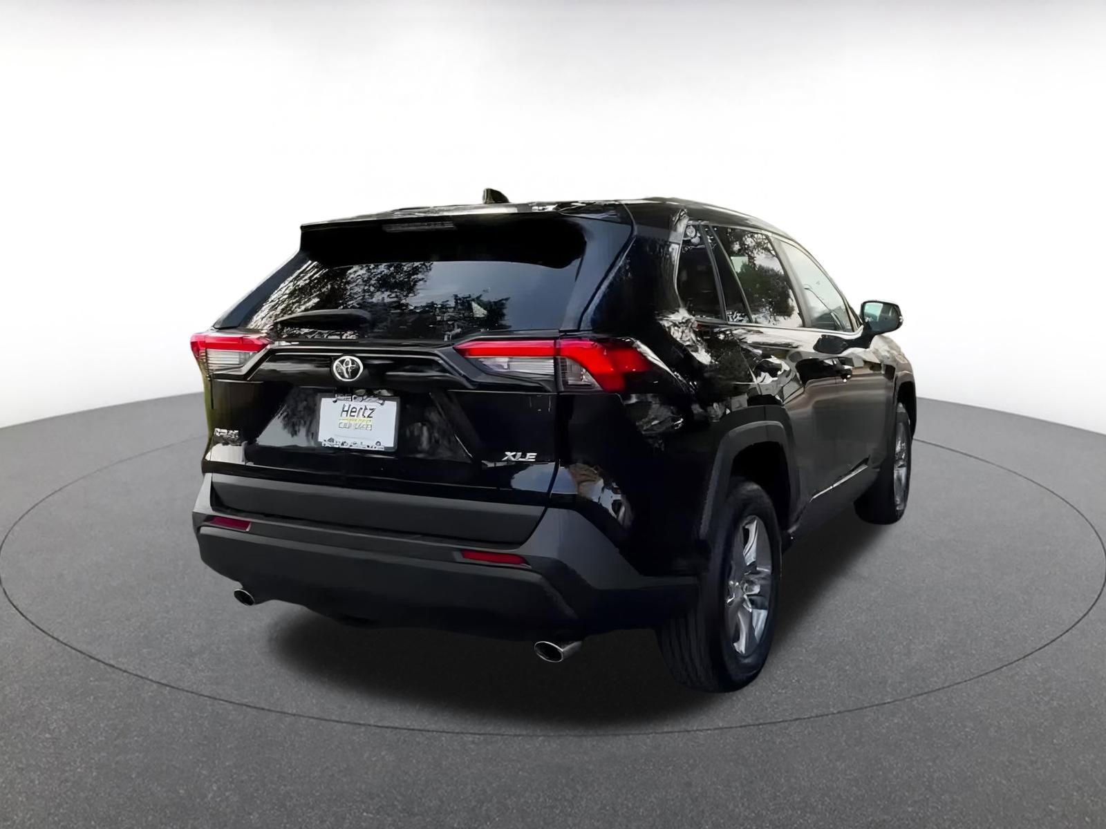 Thumbnail: 2025 Toyota RAV4 - 15